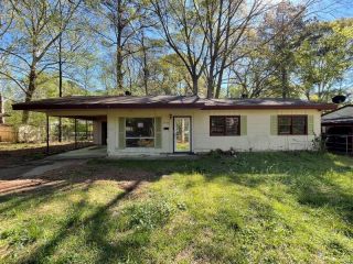 Foreclosed Home - 2844 CHARLESTON DR, 39212