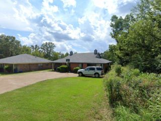 Foreclosed Home - 221 MADDOX RD, 39212