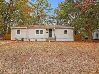 Foreclosed Home - 2602 BROOKWOOD DR, 39212