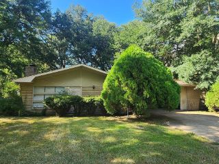 Foreclosed Home - 1008 WOODVILLE DR, 39212