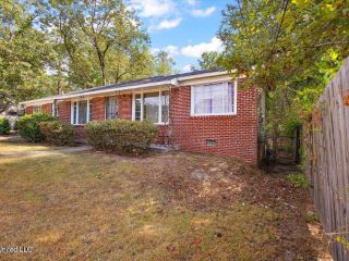 Foreclosed Home - 235 COOPER RD, 39212
