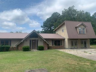 Foreclosed Home - 457 SUGAR HILL RD, 39360
