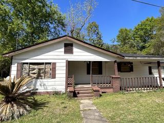 Foreclosed Home - 400 CLARK ST, 39401
