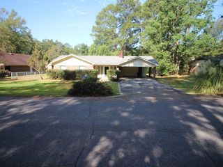 Foreclosed Home - 4 OLE MISS DR, 39440