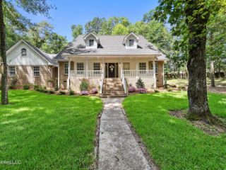 Foreclosed Home - 466 LIVE OAK DR, 39452