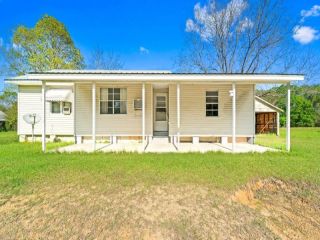 Foreclosed Home - 1348 LITTLE BLACK CREEK RD, 39455