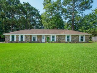 Foreclosed Home - 106 ROBIN HOOD DR, 39465