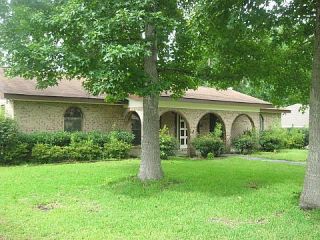 Foreclosed Home - 1203 HIGHLAND DR, 39466
