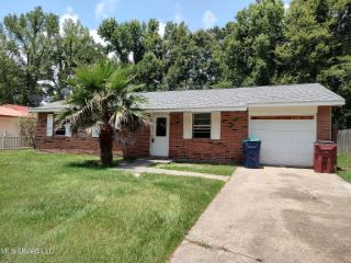 Foreclosed Home - 1212 FERN DR, 39466