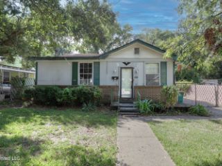 Foreclosed Home - 231 SANTINI ST, 39530
