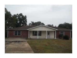 Foreclosed Home - 2335 Pinewood Dr, 39531