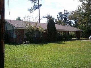 Foreclosed Home - 2215 POPPS FERRY RD, 39532