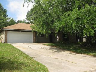 Foreclosed Home - 1921 RIDGELAWN DR, 39553