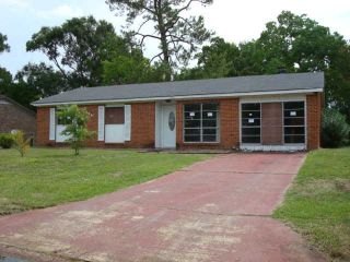 Foreclosed Home - 2824 GARDENDALE AVE, 39553