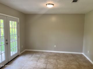 Foreclosed Home - 5616 NEWCASTLE DR, 39553