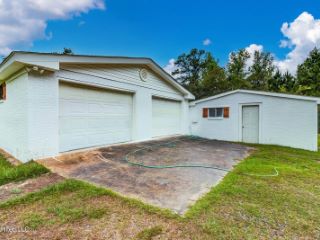 Foreclosed Home - 23 E MCHENRY RD, 39561