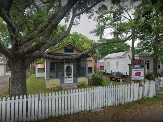 Foreclosed Home - 1009 DESOTO ST, 39564