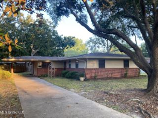Foreclosed Home - 2106 MEADOWBROOK ST, 39567
