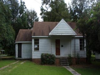 Foreclosed Home - 1201 White St, 39648