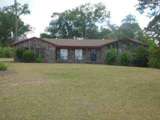 Foreclosed Home - 833 MARION AVE, 39648