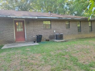 Foreclosed Home - 502 N CHERRY ST, 39648