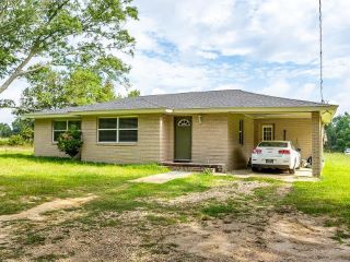 Foreclosed Home - 1005 ZONE RD, 39652