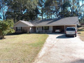 Foreclosed Home - 475 W BAY ST, 39652