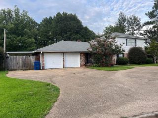 Foreclosed Home - 396 MCLAIN DR, 39654