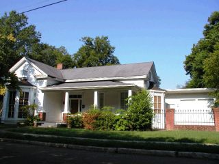 Foreclosed Home - 522 6TH ST S, 39701