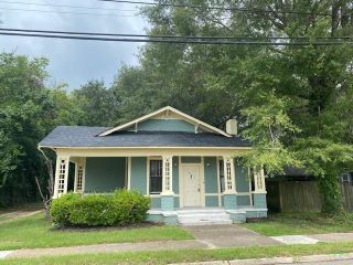 Foreclosed Home - 113 13TH ST N, 39701
