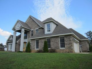 Foreclosed Home - 1289 Greenbriar Dr, 39705