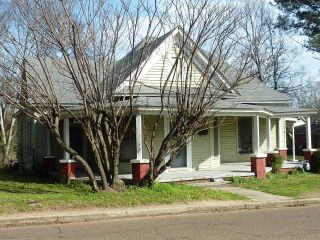 Foreclosed Home - 708 S MATUBBA ST, 39730