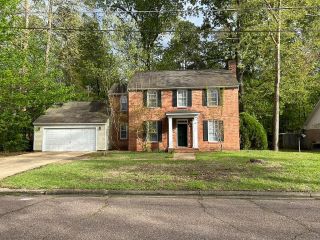 Foreclosed Home - 113 ELM PL, 39759