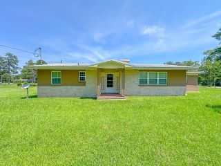 Foreclosed Home - 1300 CONGER DR, 39817