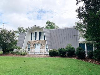 Foreclosed Home - 556 FLOWERS DR, 39823