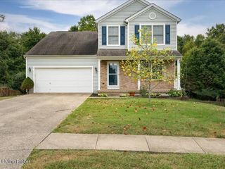 Foreclosed Home - 1102 CHERRYWOOD CT, 40031