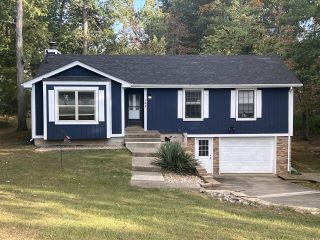 Foreclosed Home - 143 WOODVIEW DR, 40108