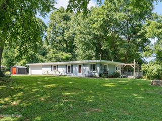 Foreclosed Home - 2121 TOP HILL RD, 40118