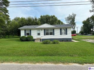Foreclosed Home - 318 W KENTUCKY ST, 40146