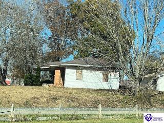 Foreclosed Home - 11097 S HIGHWAY 259, 40152