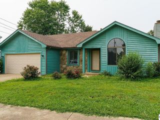 Foreclosed Home - 100 MANDY CT, 40160