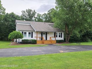 Foreclosed Home - 404 QUAIL HOLLOW RD, 40165