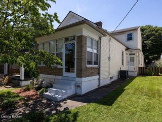 Foreclosed Home - 1108 CHARLES ST, 40204
