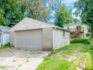Foreclosed Home - 142 N BIRCHWOOD AVE, 40206