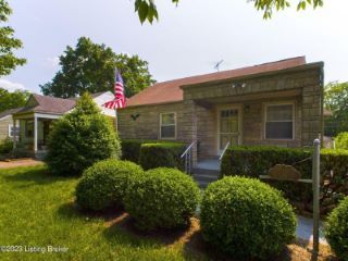 Foreclosed Home - 1158 ALGONQUIN PKWY, 40208
