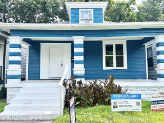 Foreclosed Home - 2219 W OAK ST, 40210
