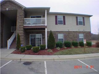 Foreclosed Home - 7805 ALFRED SCHLATTER DR APT 4, 40214