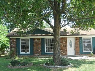Foreclosed Home - 1209 TALLOW LN, 40214
