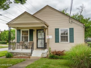 Foreclosed Home - 160 E WELLINGTON AVE, 40214