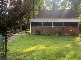 Foreclosed Home - 2505 PARKWOOD RD, 40214